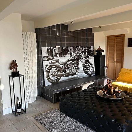 Cypress: Private Bedroom/Bathroom/Office, With Shared Pool, Hot Tub North Vancouver Zewnętrze zdjęcie